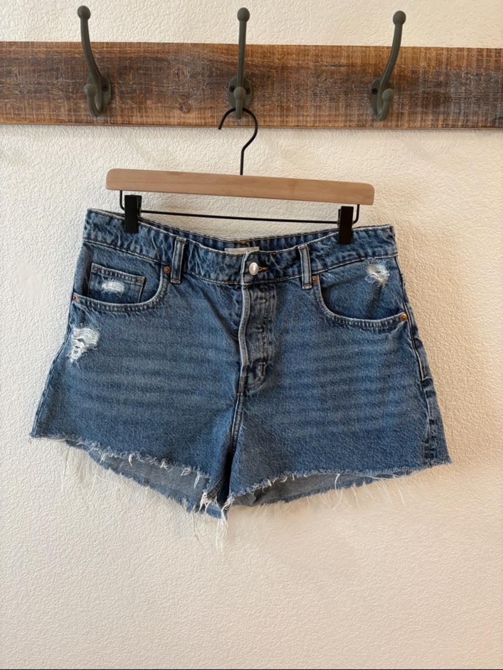 H&M Classic High-Rise Distressed Denim Shorts - Blue